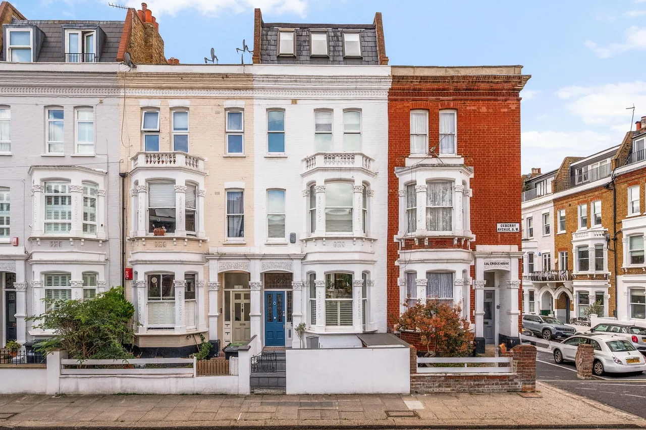 4 bed property for sale, Oxberry Avenue, SW6