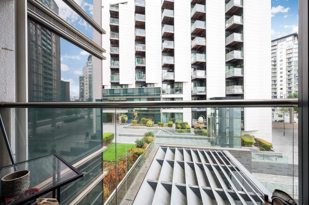 flat for sale, Baltimore Wharf, E14