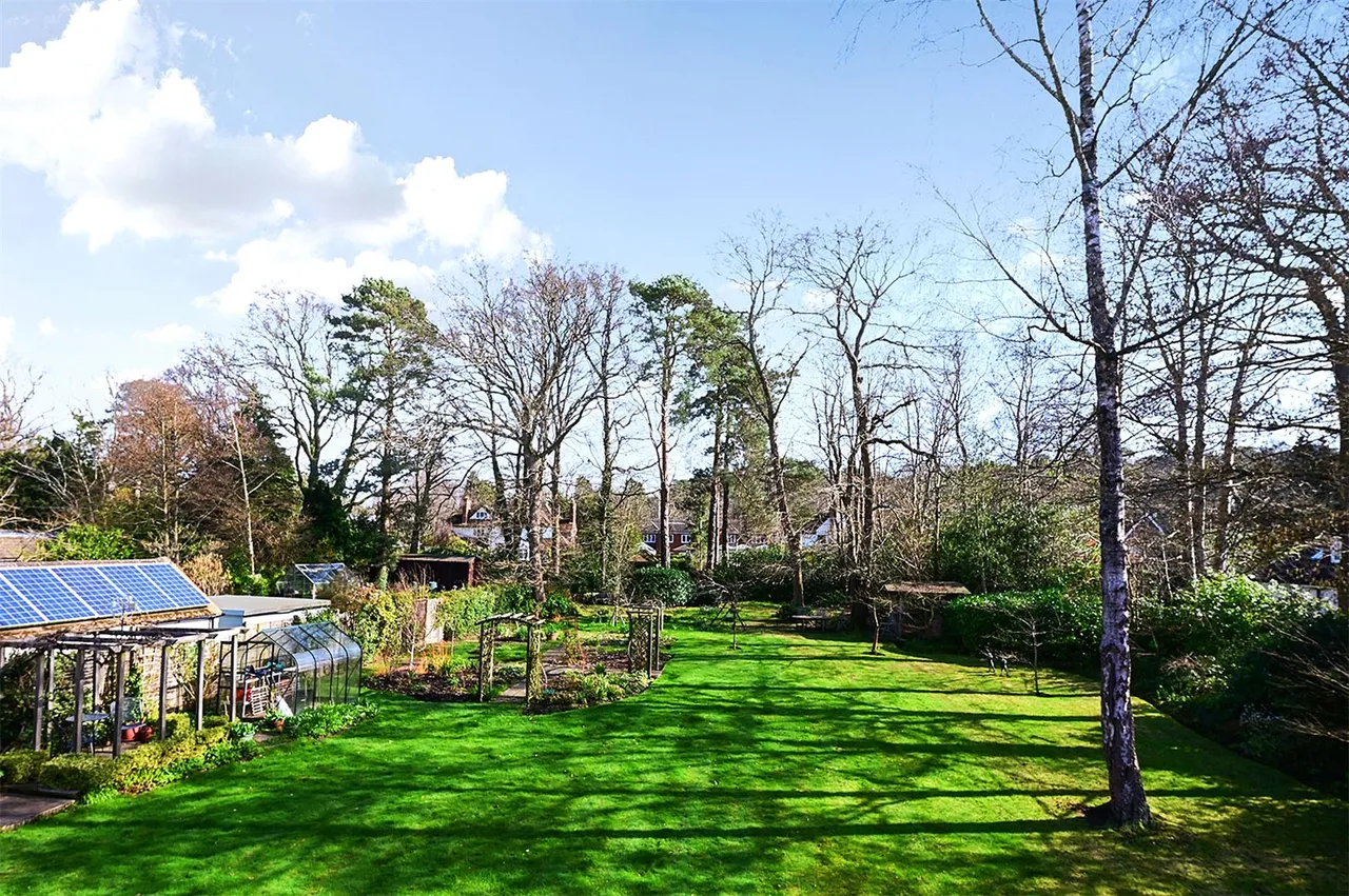 Vale Road, Ash Vale, Guildford, Surrey, GU12 5LW, photo 22