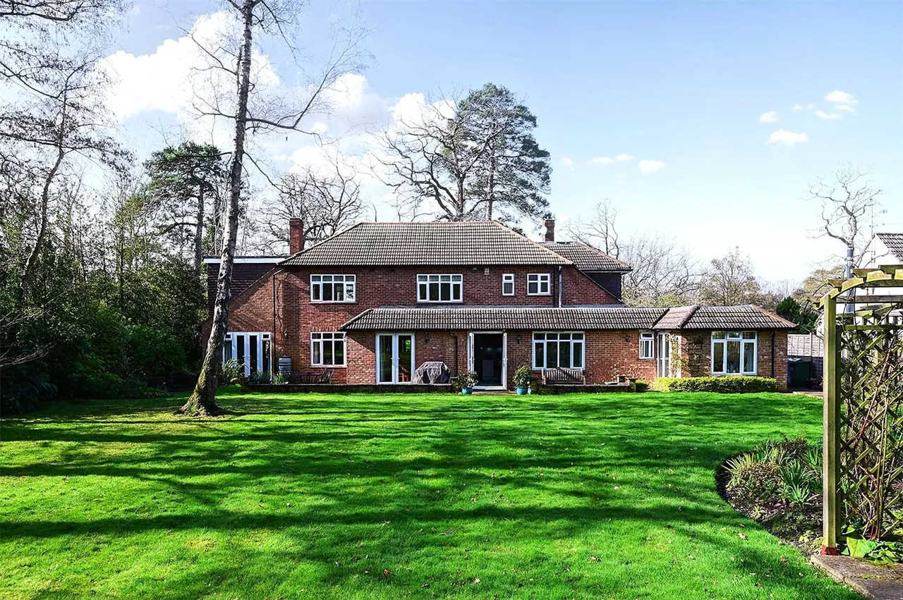 Vale Road, Ash Vale, Guildford, Surrey, GU12 5LW, photo 27