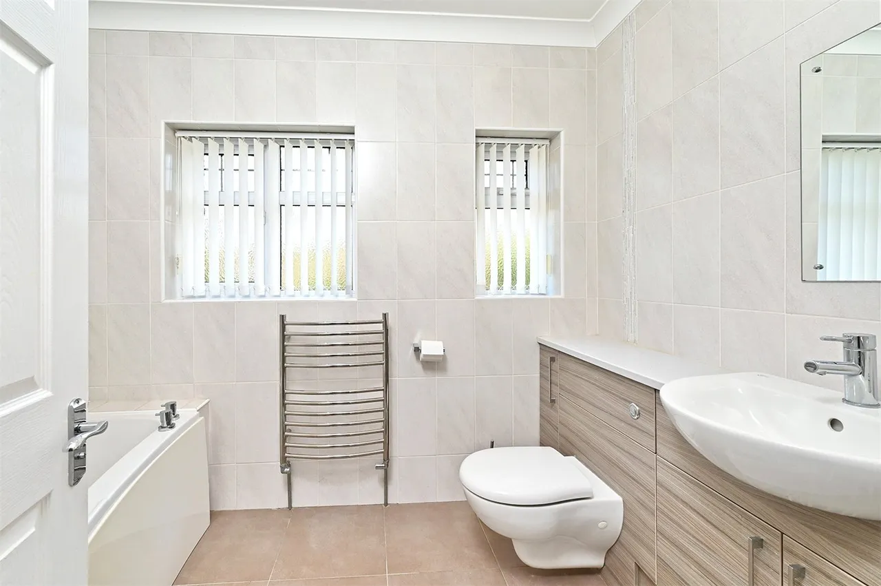 Vale Road, Ash Vale, Guildford, Surrey, GU12 5LW, photo 21