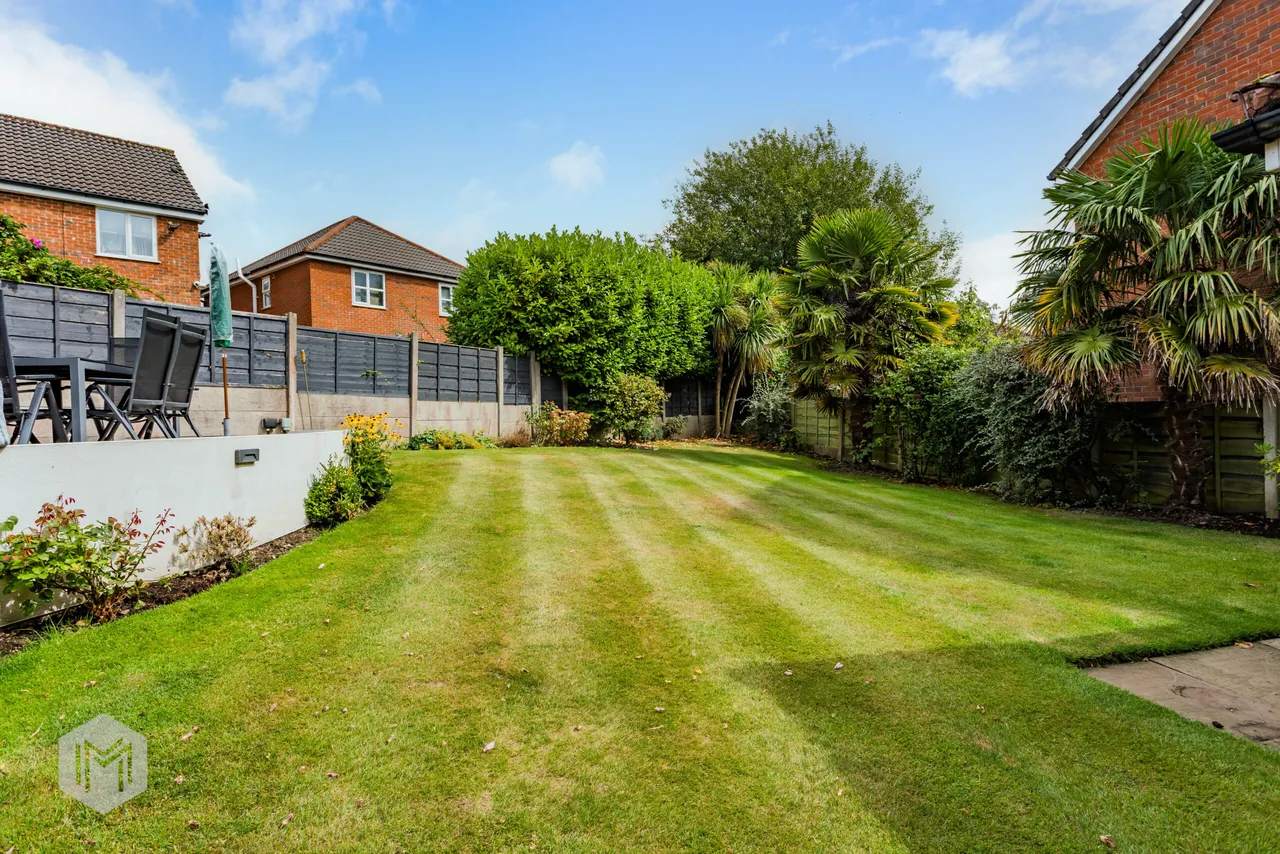 Radbourne Grove, Bolton, BL3 4TD, photo 28