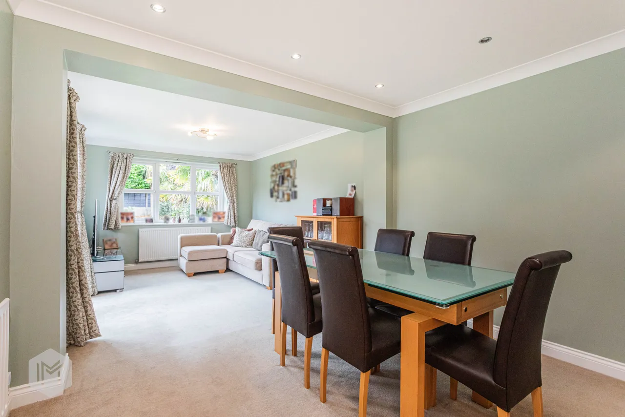 Radbourne Grove, Bolton, BL3 4TD, photo 9