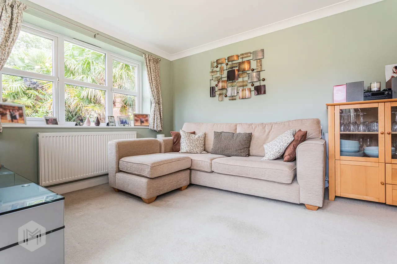 Radbourne Grove, Bolton, BL3 4TD, photo 12