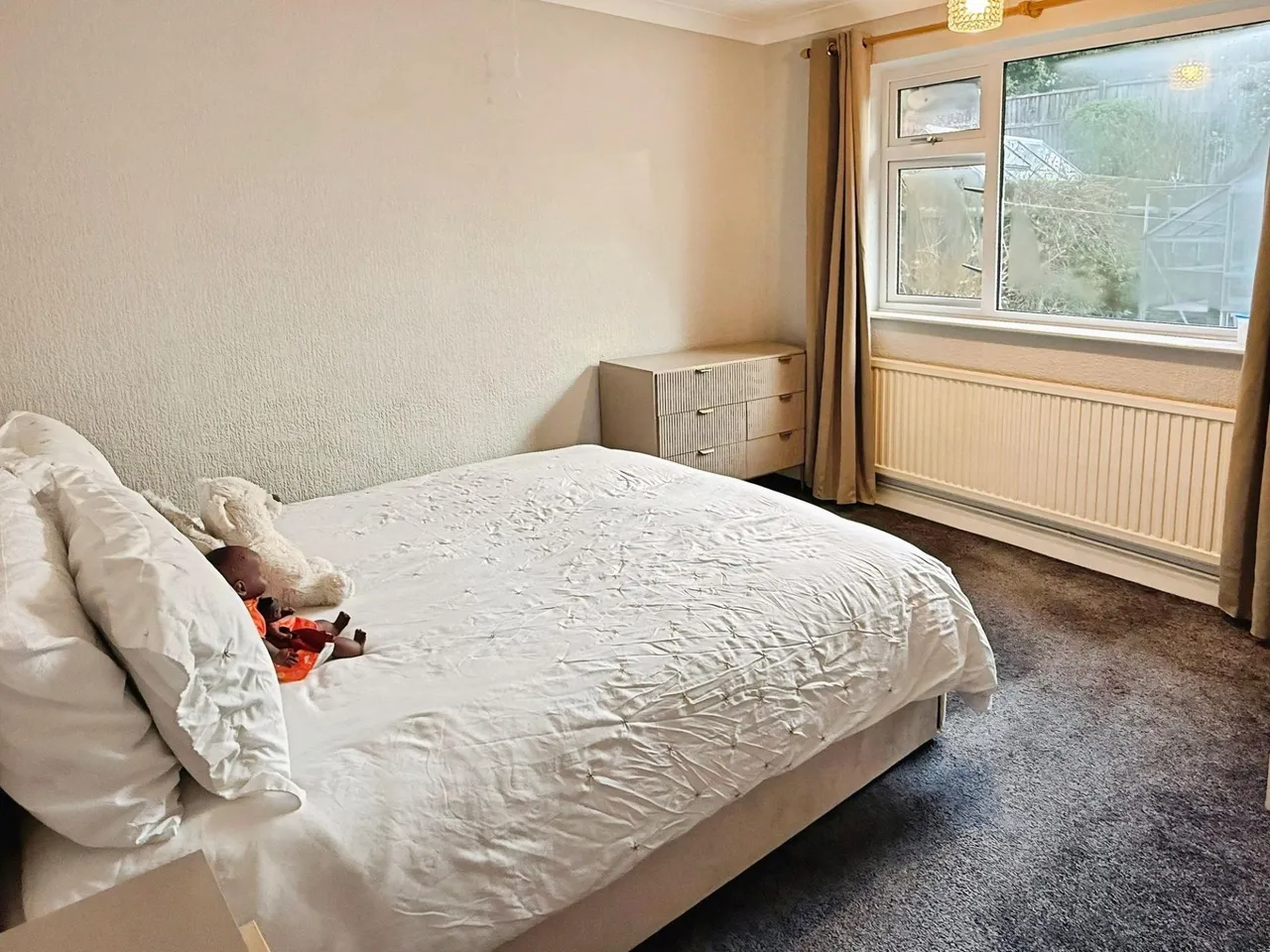 Angus Close, Thurnby, LE7, photo 13