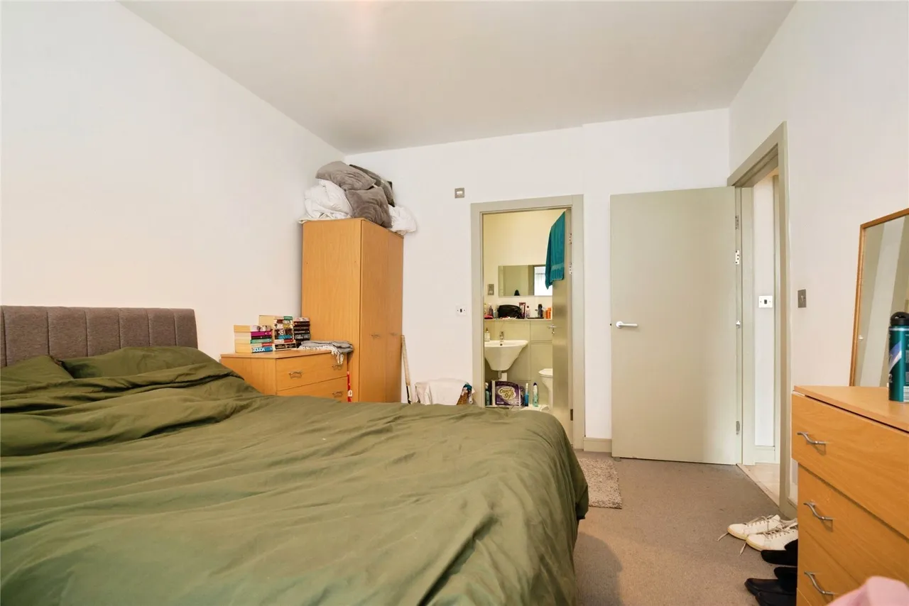 Galleon Way, CARDIFF, South Glamorgan, CF10, photo 9
