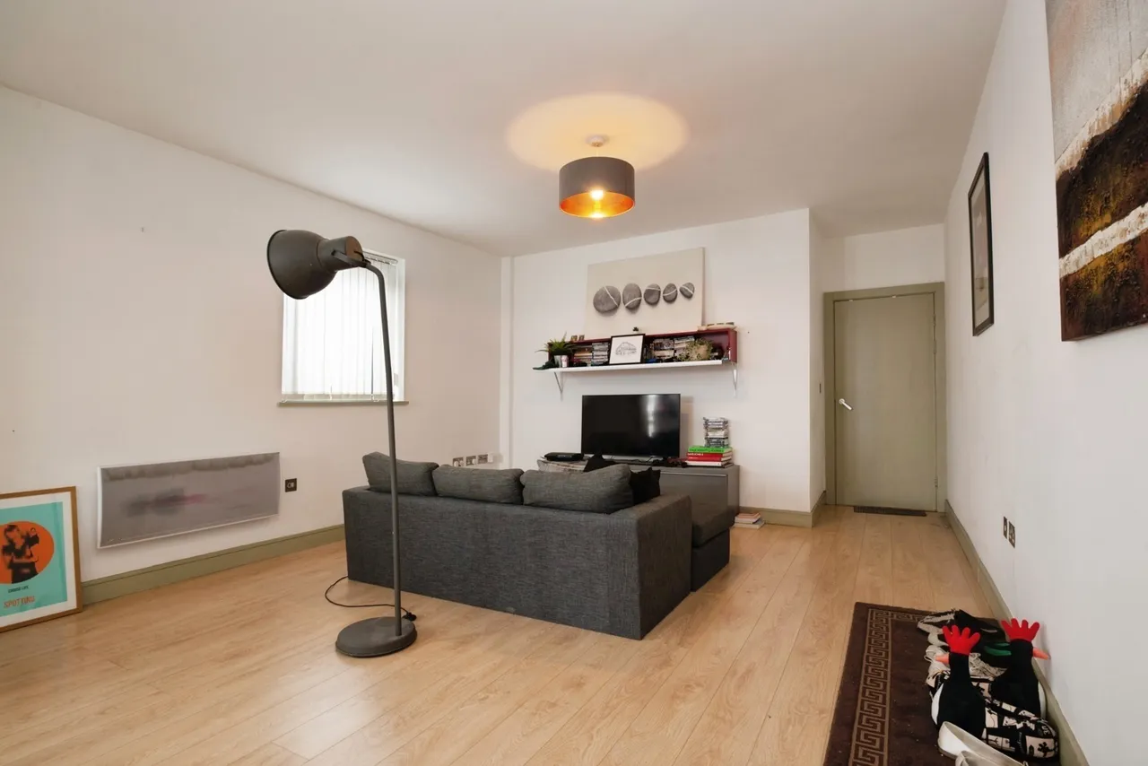 Galleon Way, CARDIFF, South Glamorgan, CF10, photo 7
