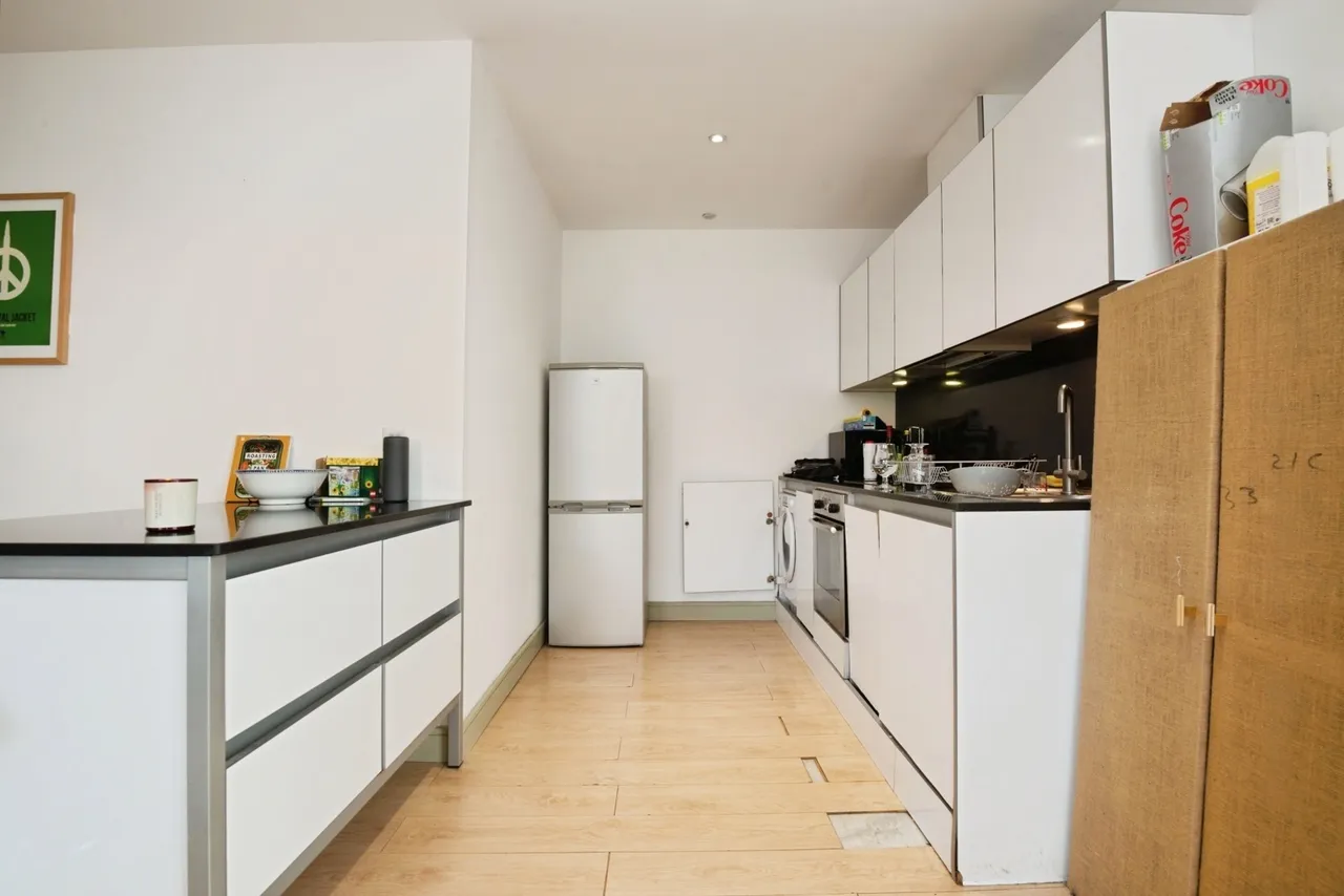 Galleon Way, CARDIFF, South Glamorgan, CF10, photo 8