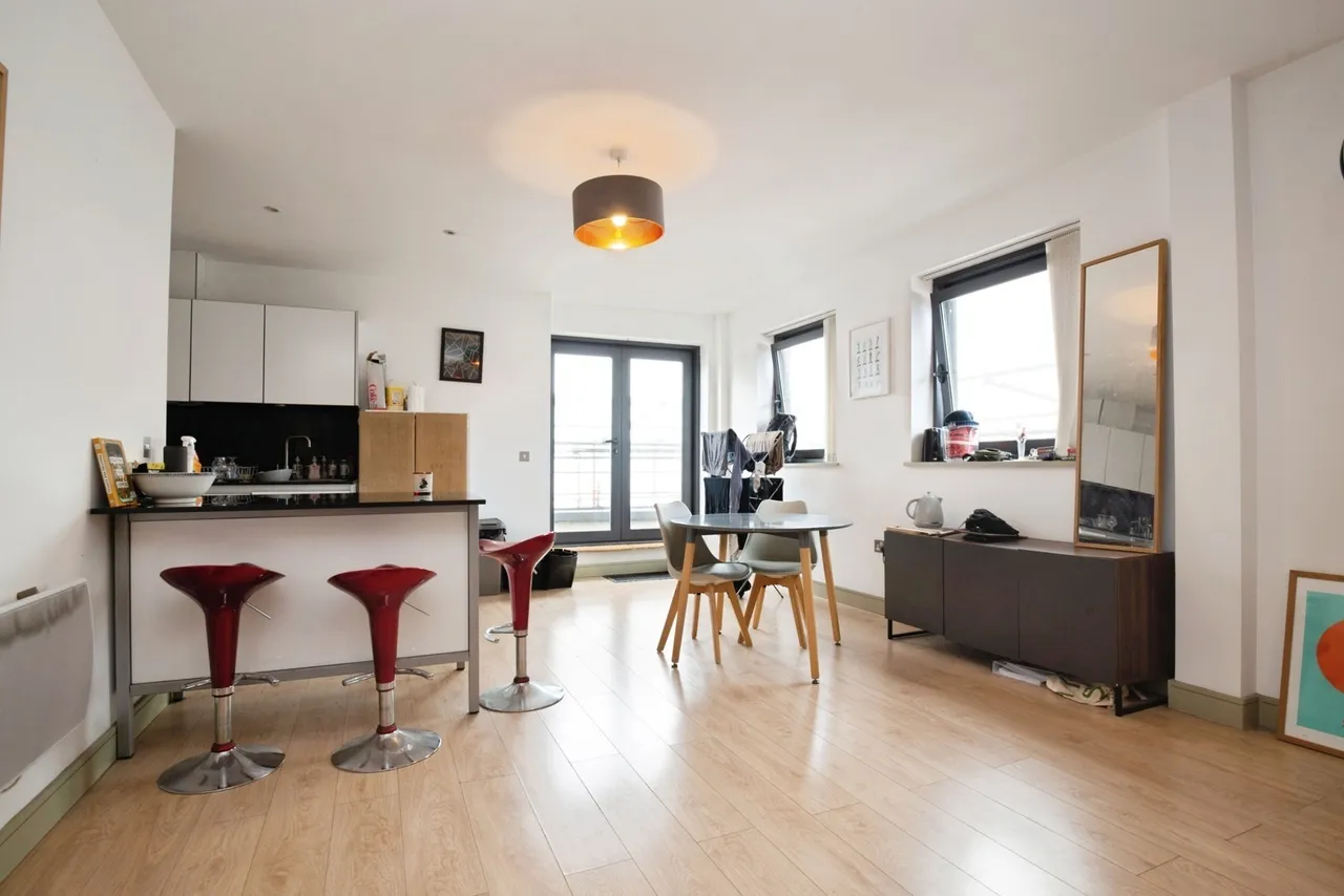 Galleon Way, CARDIFF, South Glamorgan, CF10, photo 3