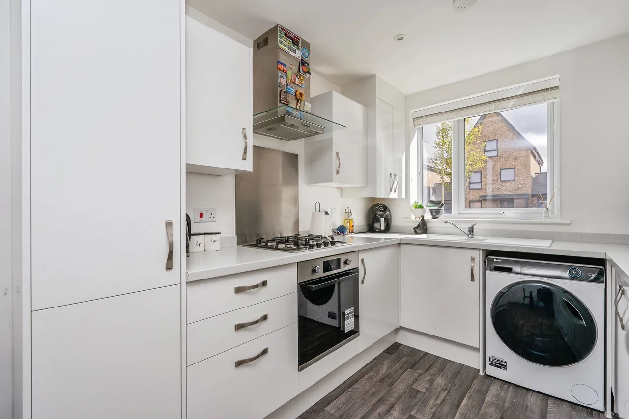 Bluebell Way, Whiteley, Fareham, photo 4
