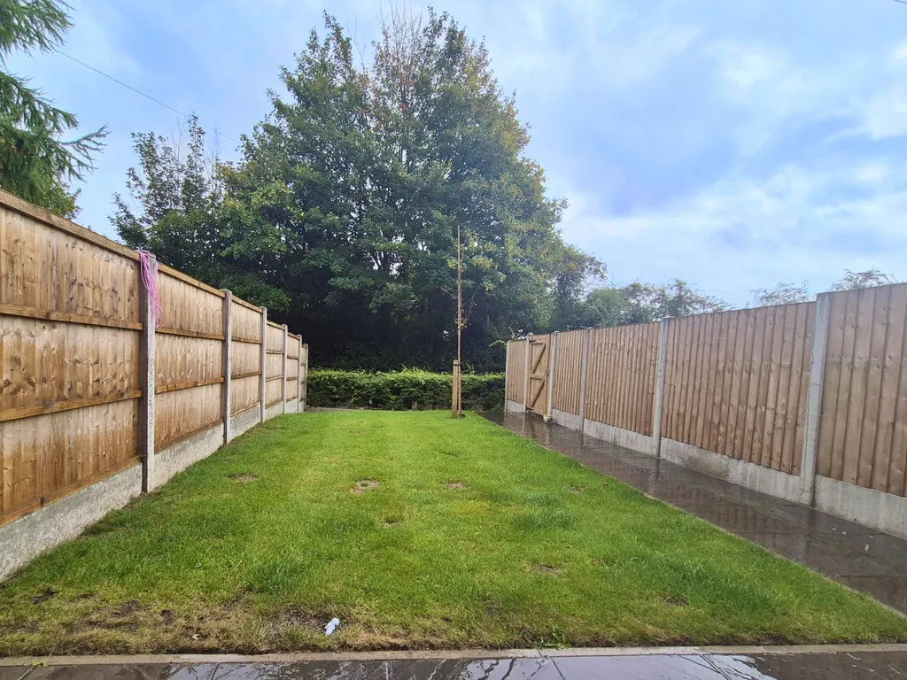 Guinea Close, Loggerheads, photo 14