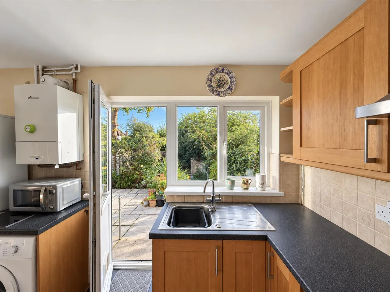 Holly Close, Heathfield, TN21, photo 8