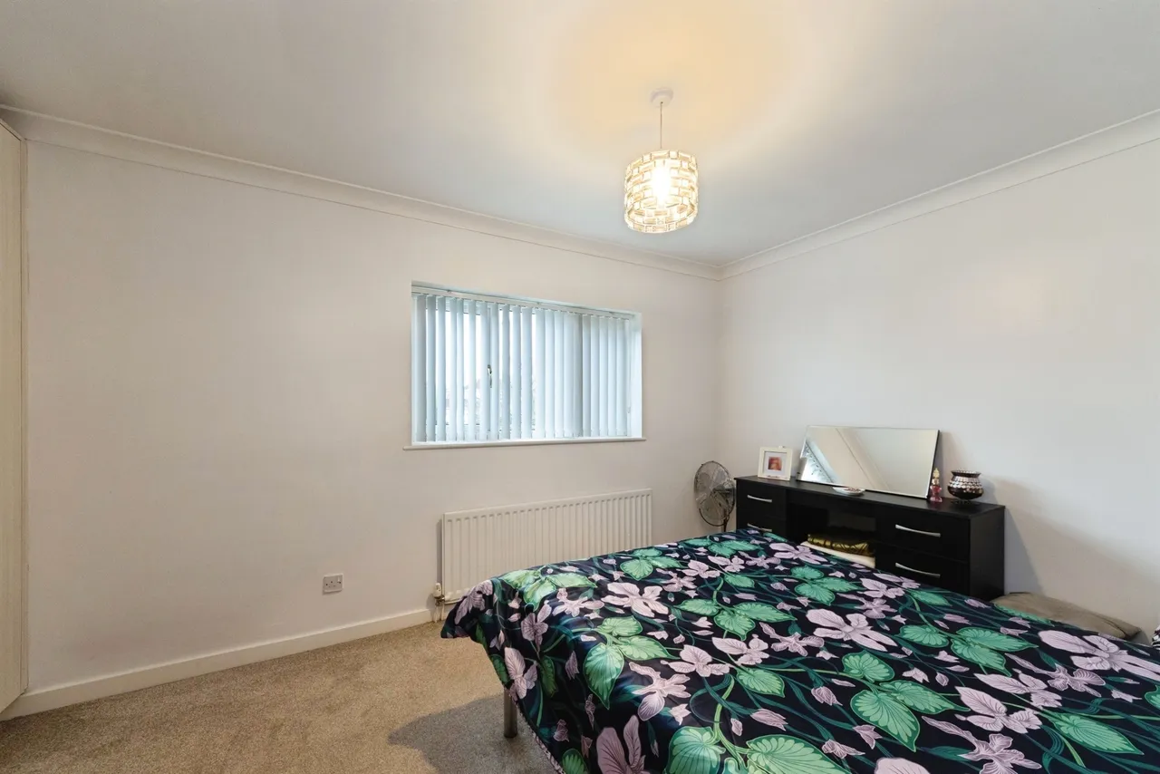Kendrick Close, Solihull, B92, photo 19