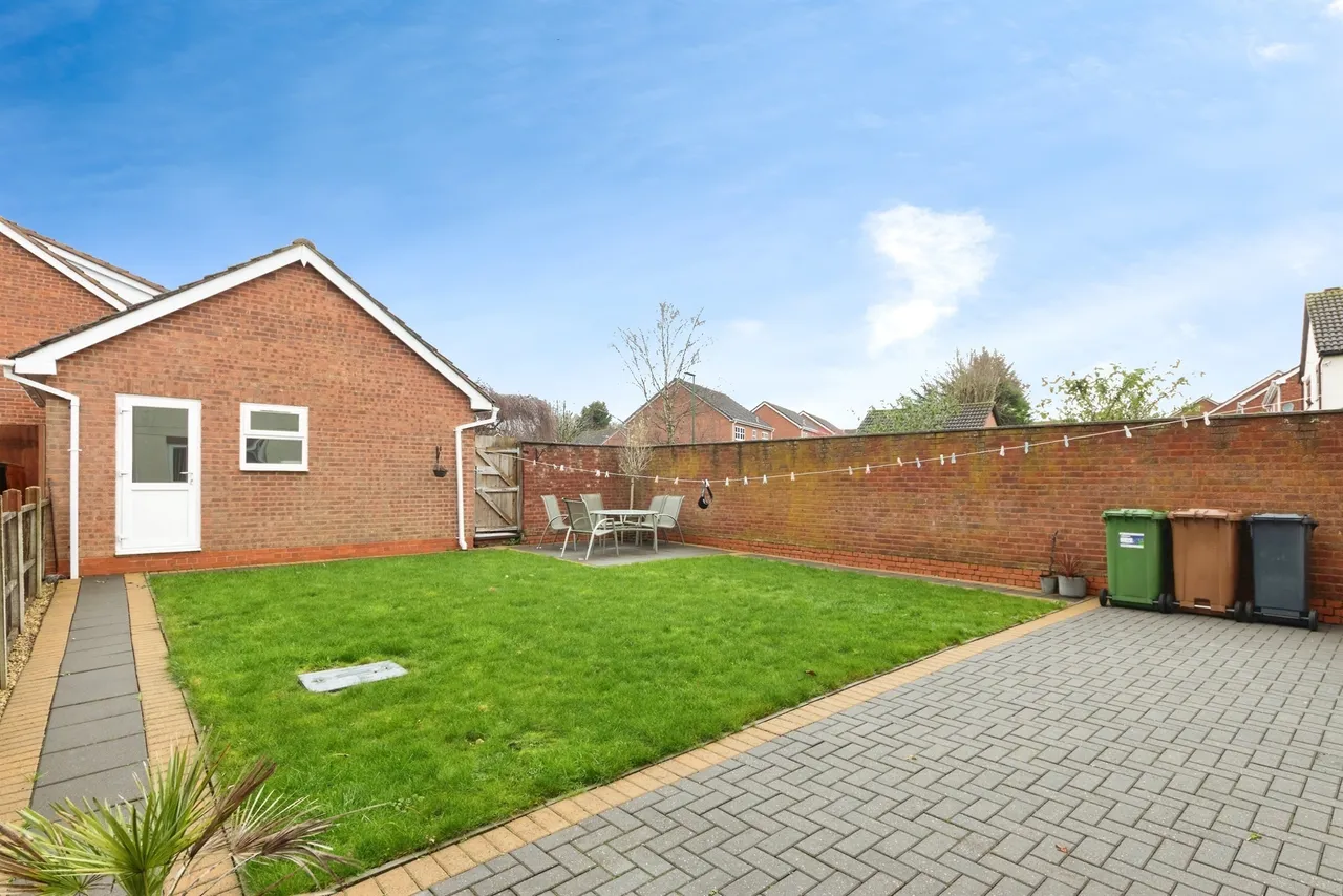 Kendrick Close, Solihull, B92, photo 28