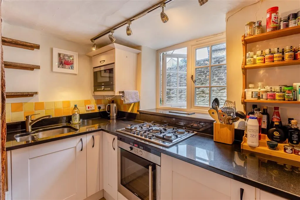 North Street, Oundle, PE8, photo 6