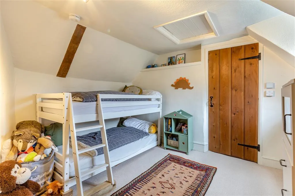 North Street, Oundle, PE8, photo 11