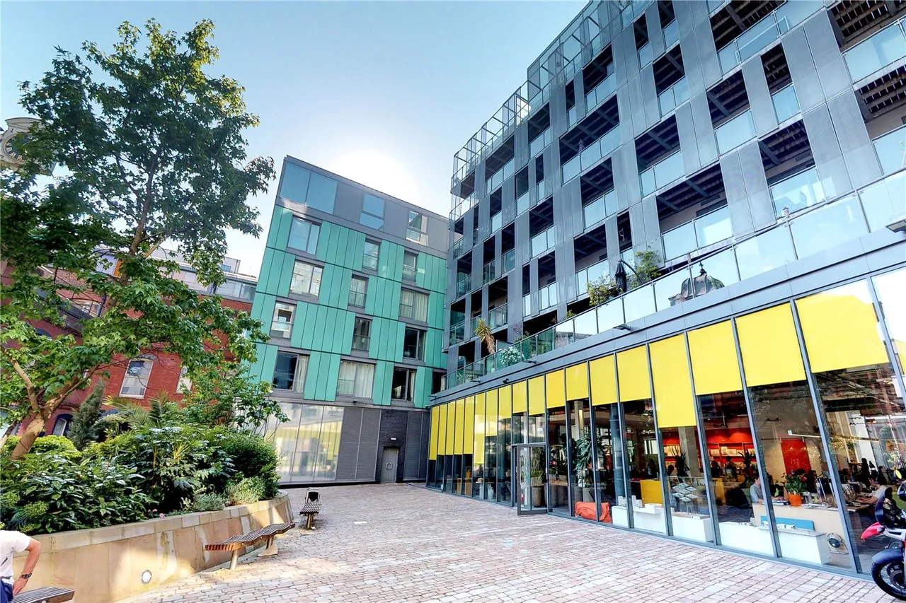Brewery Square, London, EC1V, photo 3