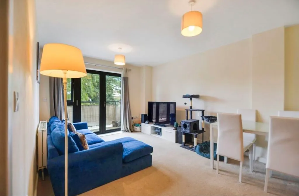 London Road, Dunstable, LU6, photo 8