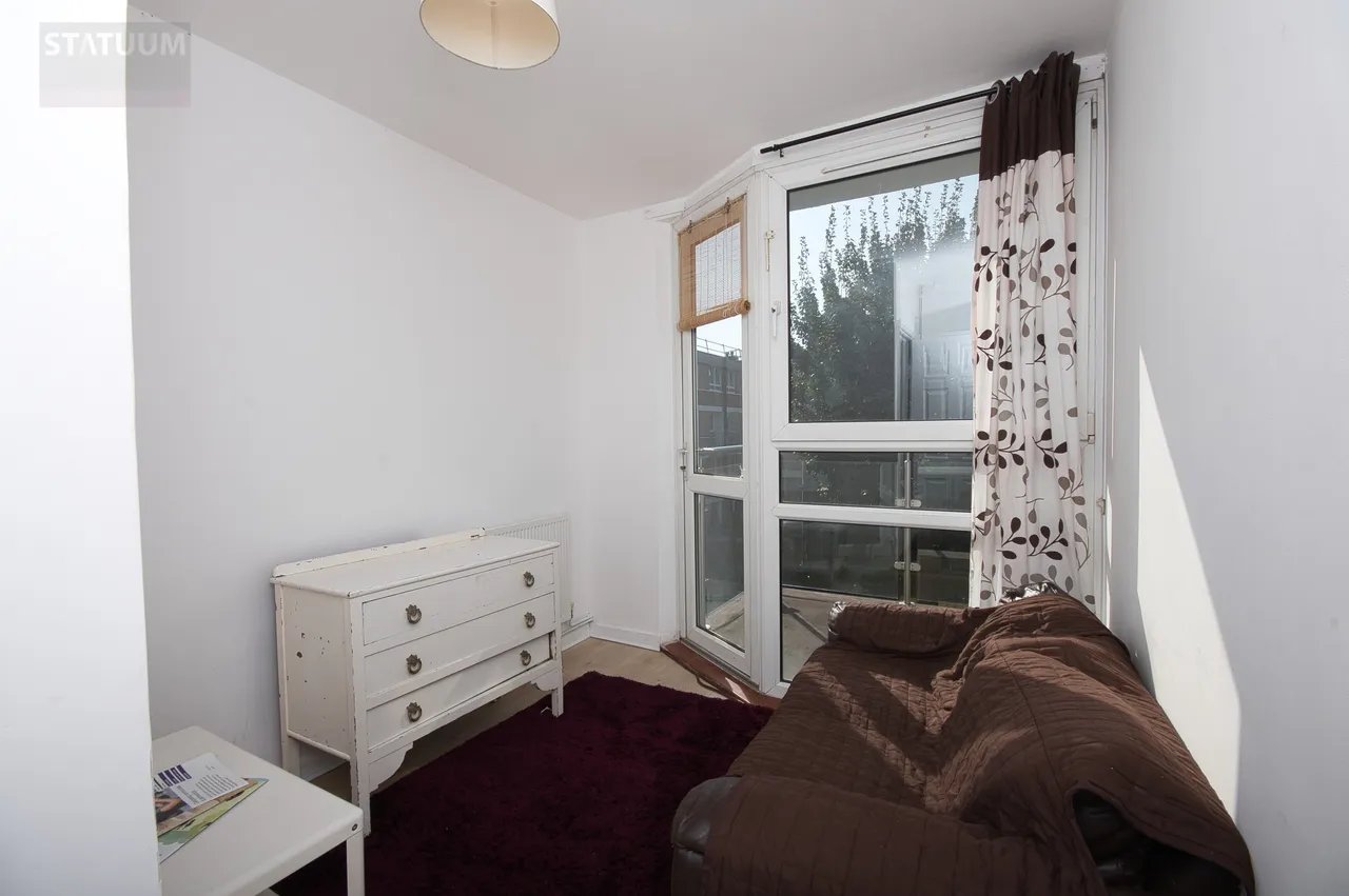 Wearmouth House, Mile End, E3, photo 12