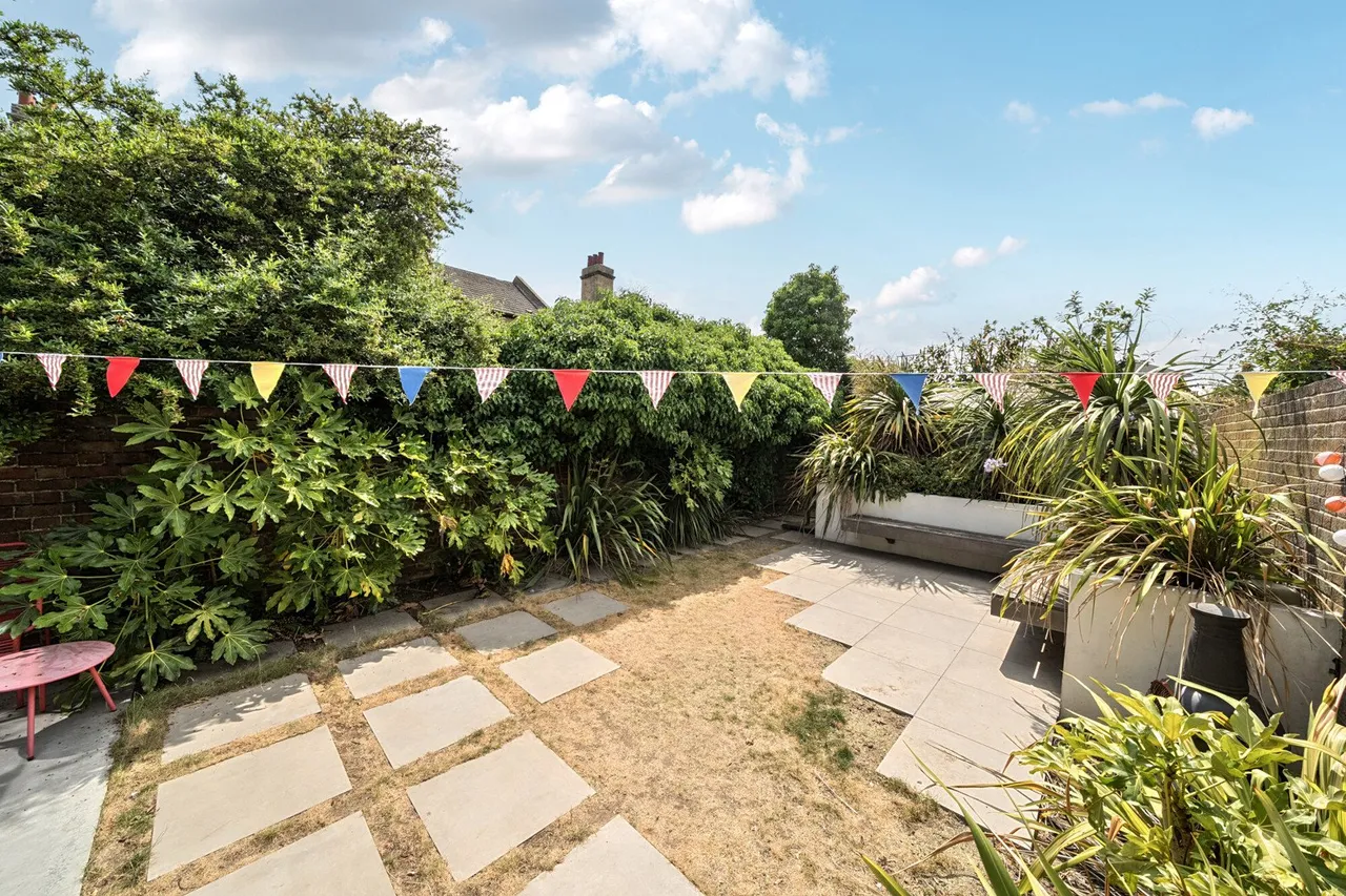 Banchory Road, SE3, photo 10
