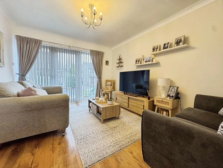 Pennyholme Close, Kiveton Park, S26, photo 3