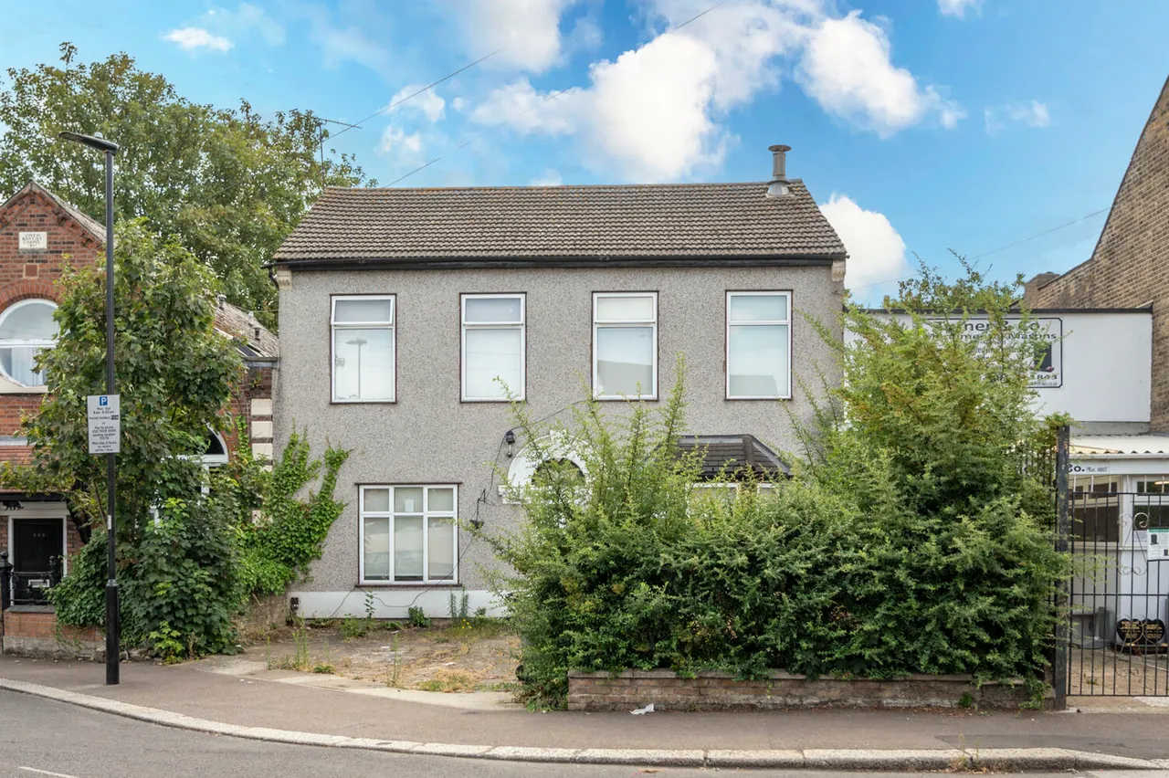 242 Sebert Road, London, photo 2