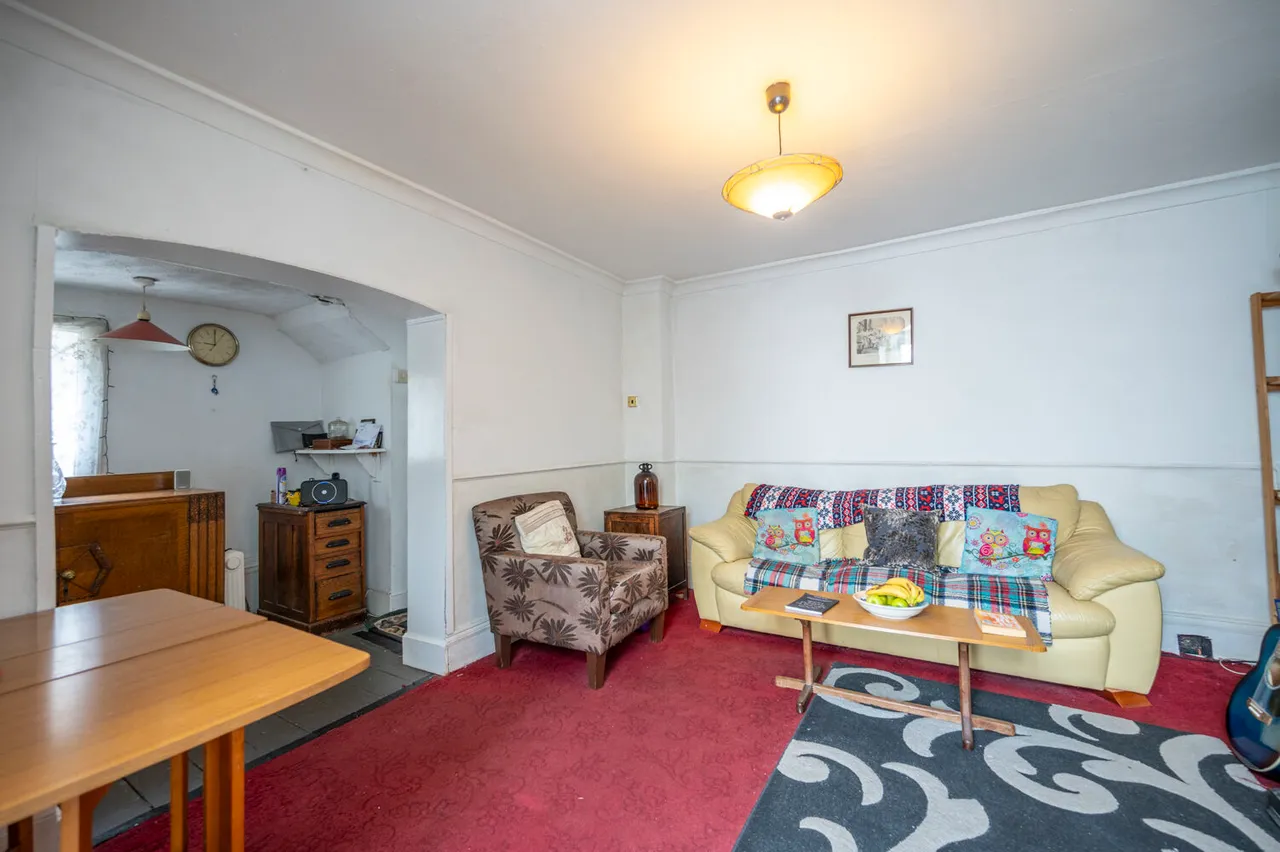 42 Vicarage Road, Leyton, photo 4