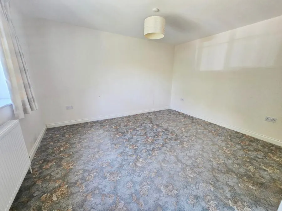 The Mall, Totland Bay, PO39, photo 9