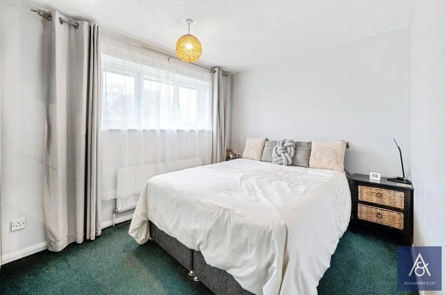 Clarkes Way, Brackley, NN13, photo 11