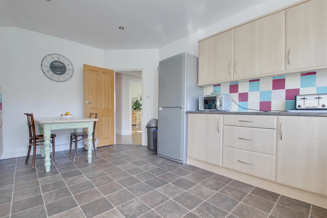 Brooklyn Avenue, Worthing, photo 14
