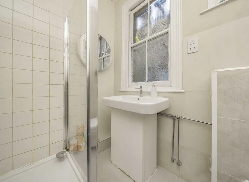 Pavilion Terrace, Shepherd's Bush, W12, photo 7