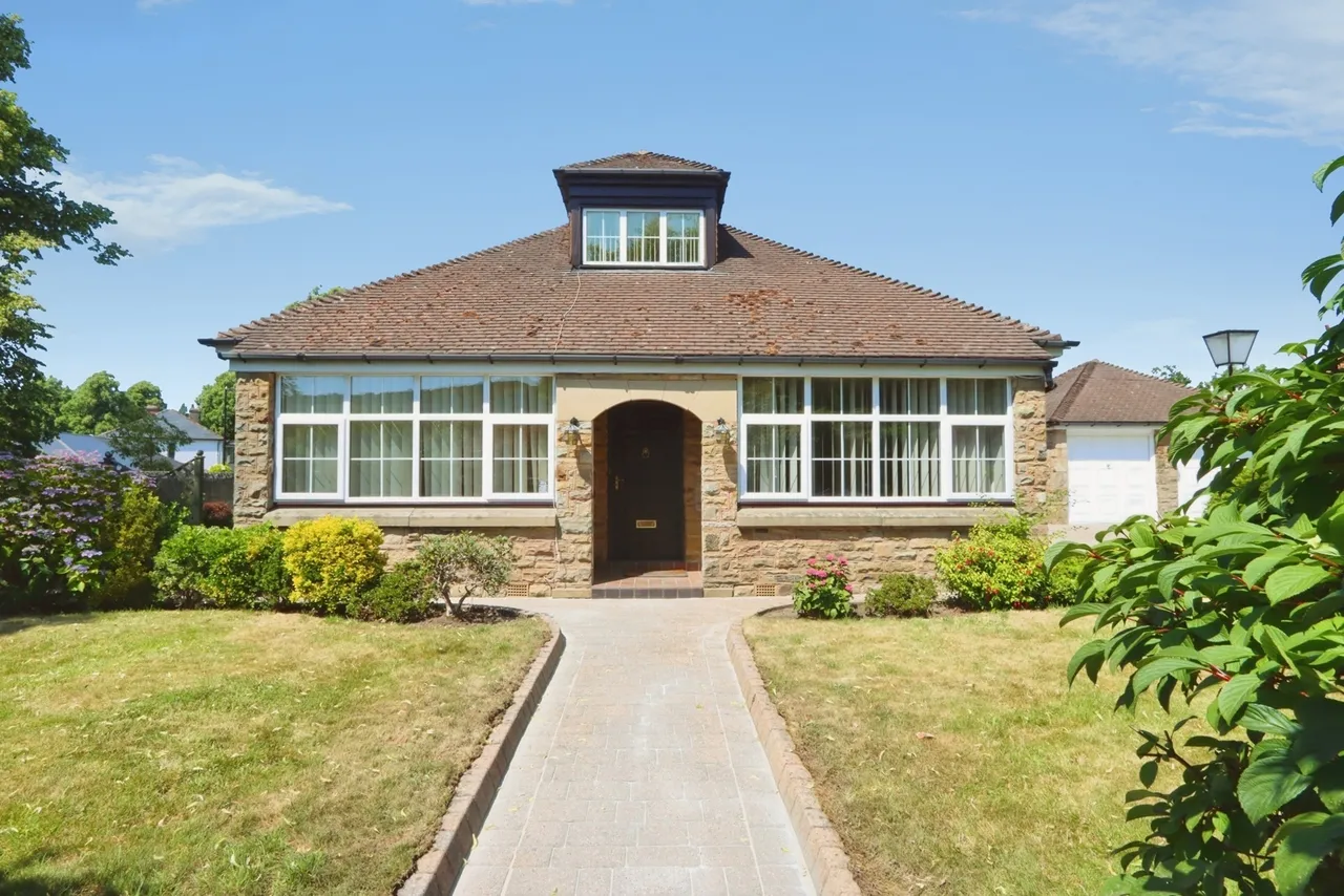 3 bed house for sale — Abbey Lane, Sheffield, S8