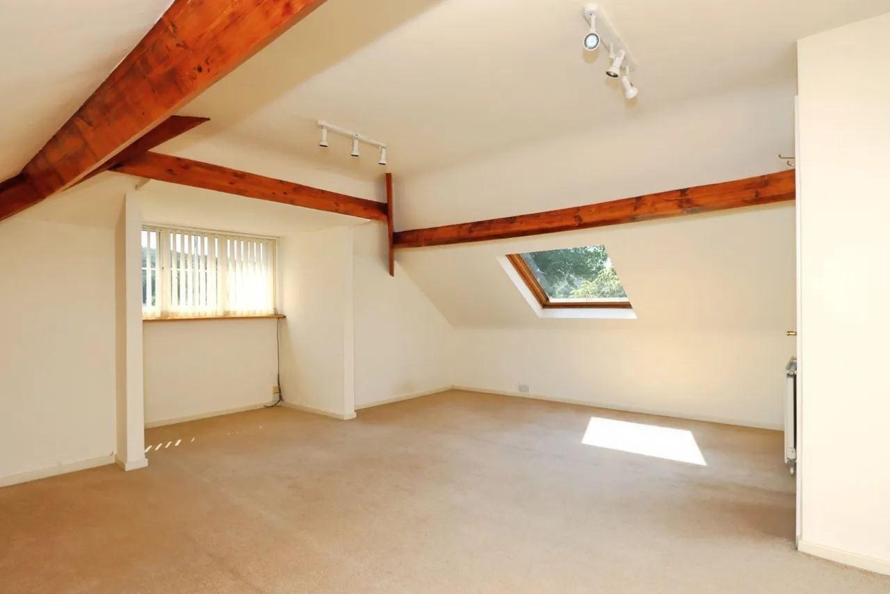 Abbey Lane, Sheffield, S8, photo 16