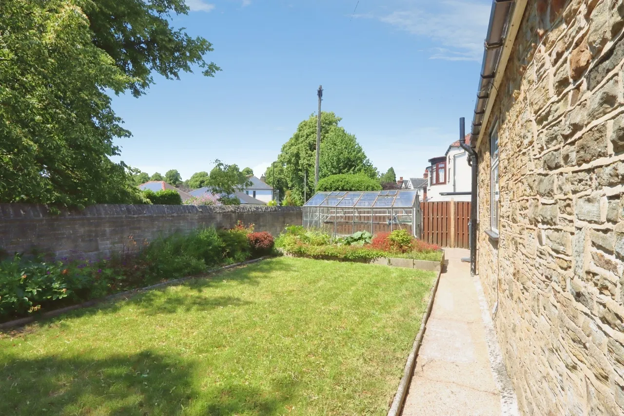Abbey Lane, Sheffield, S8, photo 20