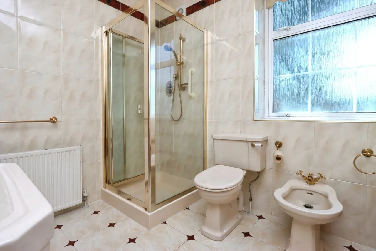 Abbey Lane, Sheffield, S8, photo 6