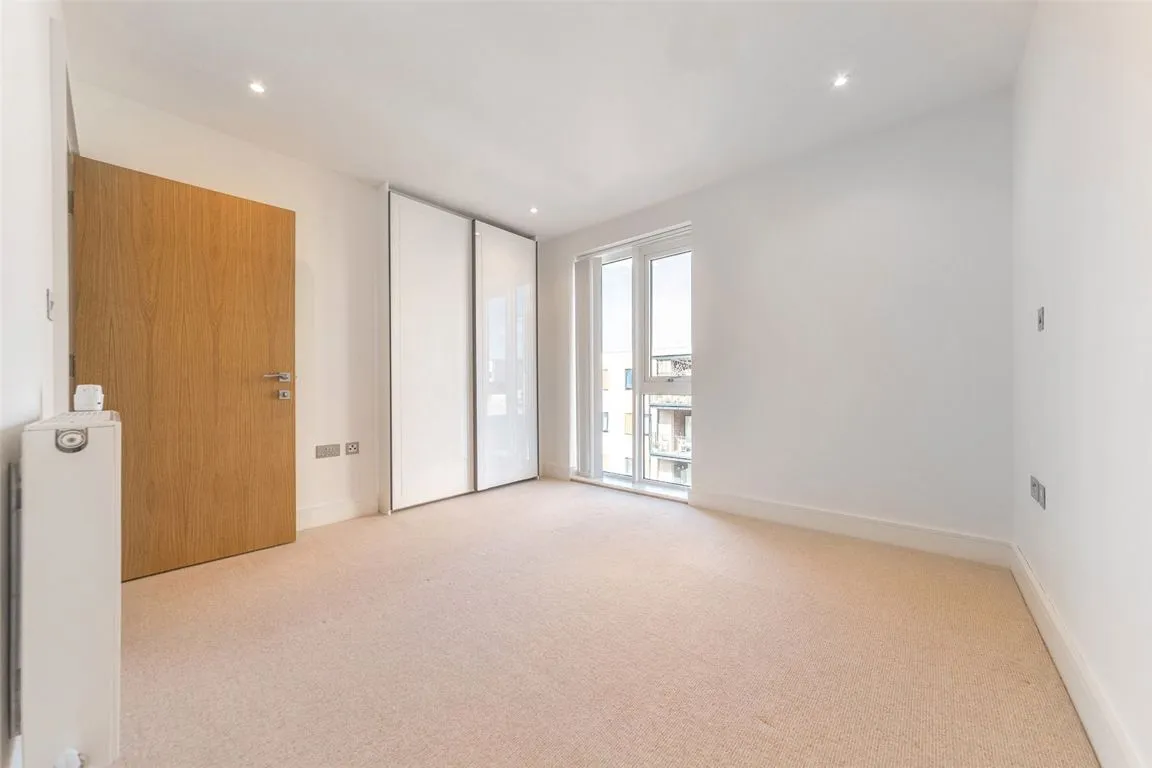 Silverworks Close, Colindale, photo 6