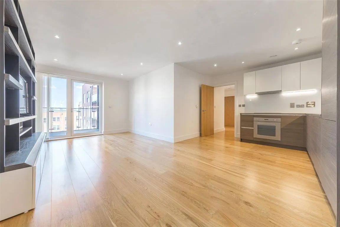 Silverworks Close, Colindale, photo 2