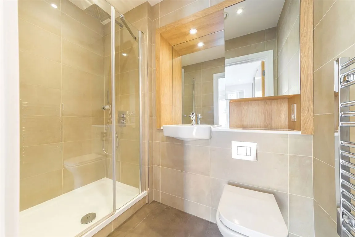 Silverworks Close, Colindale, photo 7