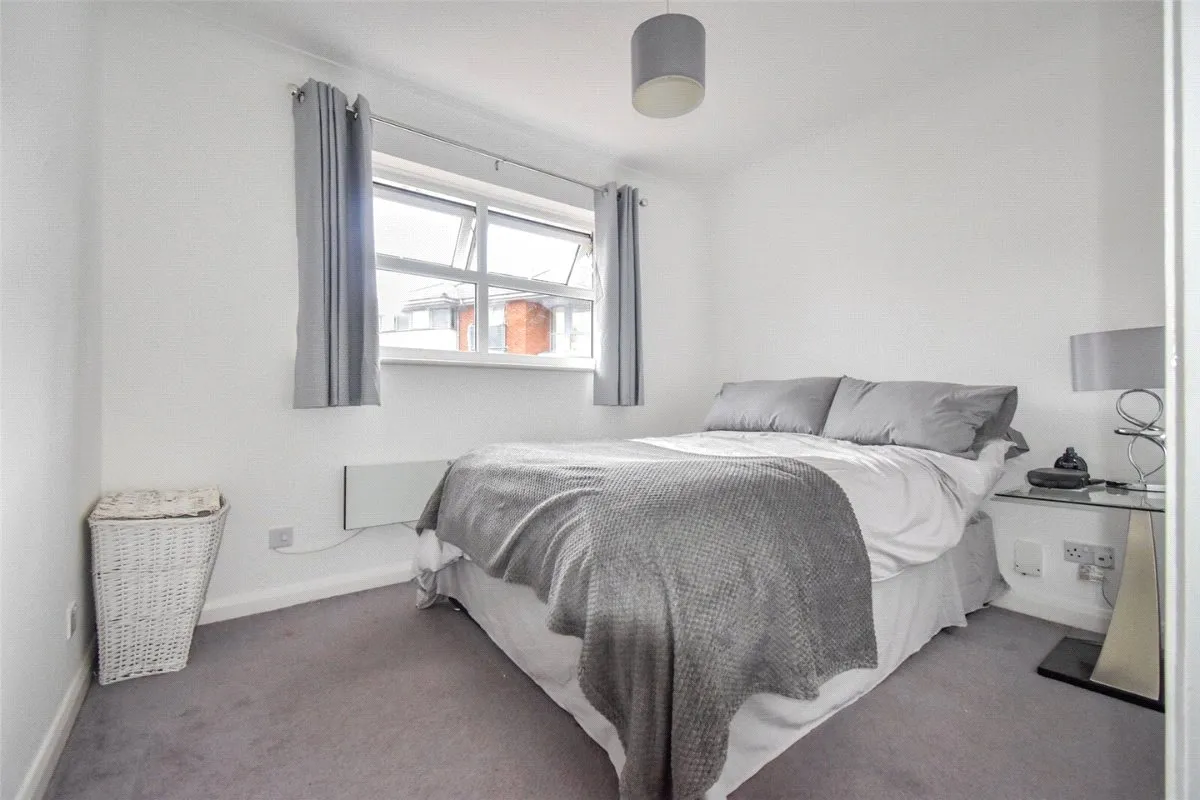 Gordon Road, Aldershot, Hampshire, GU11 1LE, photo 4