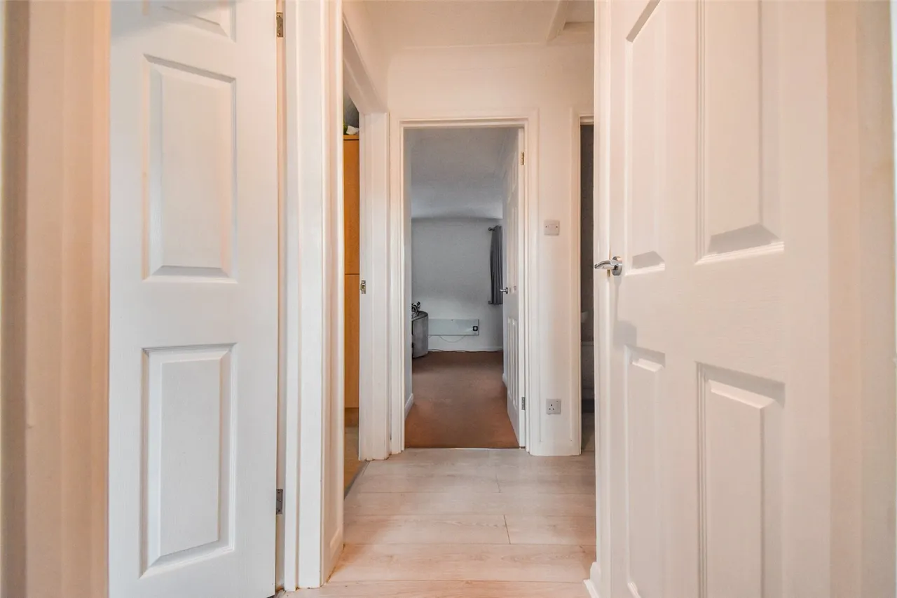 Gordon Road, Aldershot, Hampshire, GU11 1LE, photo 12