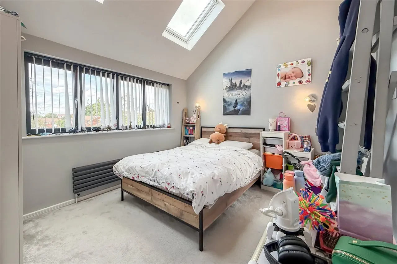 St. Vincent Drive, St. Albans, Hertfordshire, AL1 5SJ, photo 8