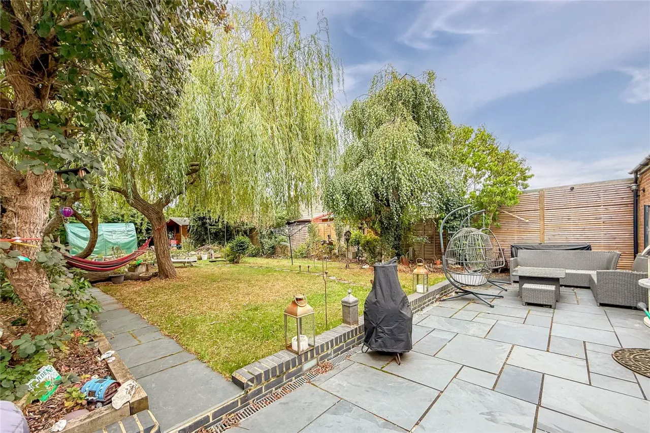 St. Vincent Drive, St. Albans, Hertfordshire, AL1 5SJ, photo 11