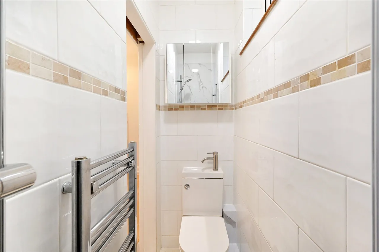 Etchingham Park Road, London, N3, photo 8