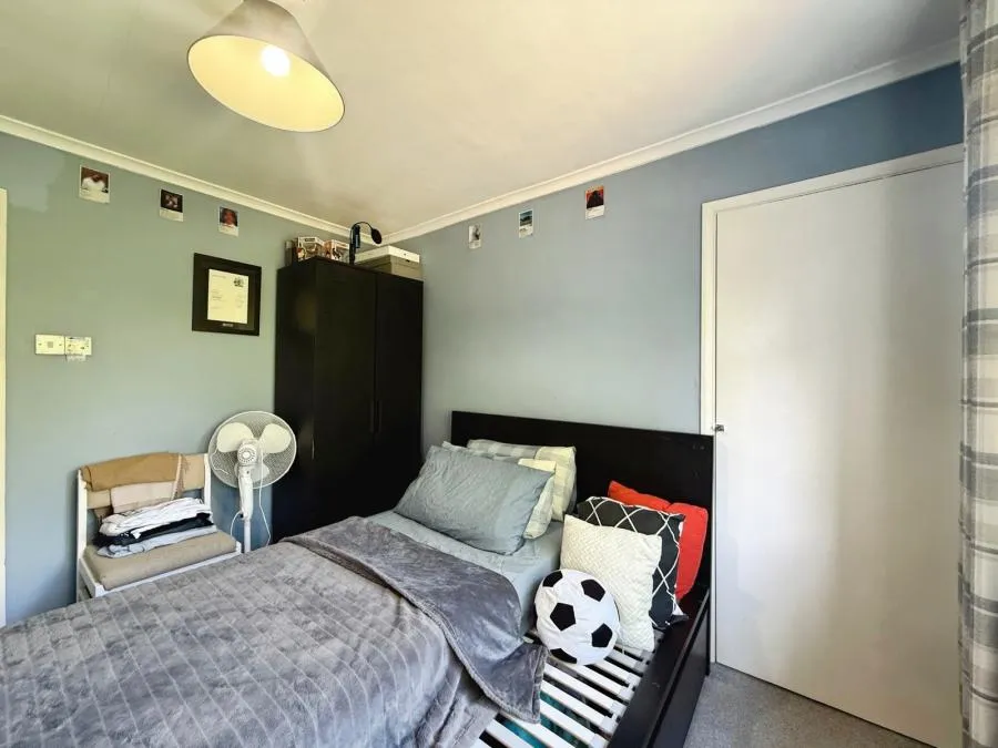 Hinton Close, Crowthorne, RG45, photo 8