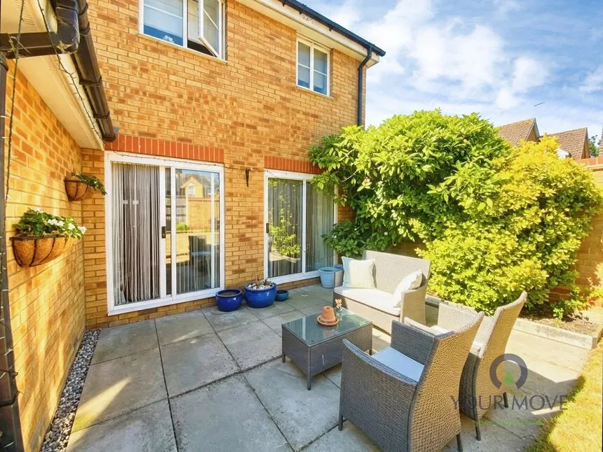 Moonfleet Close, Kemsley, Kent, ME10, photo 10