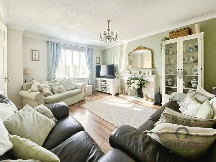 Moonfleet Close, Kemsley, Kent, ME10, photo 3