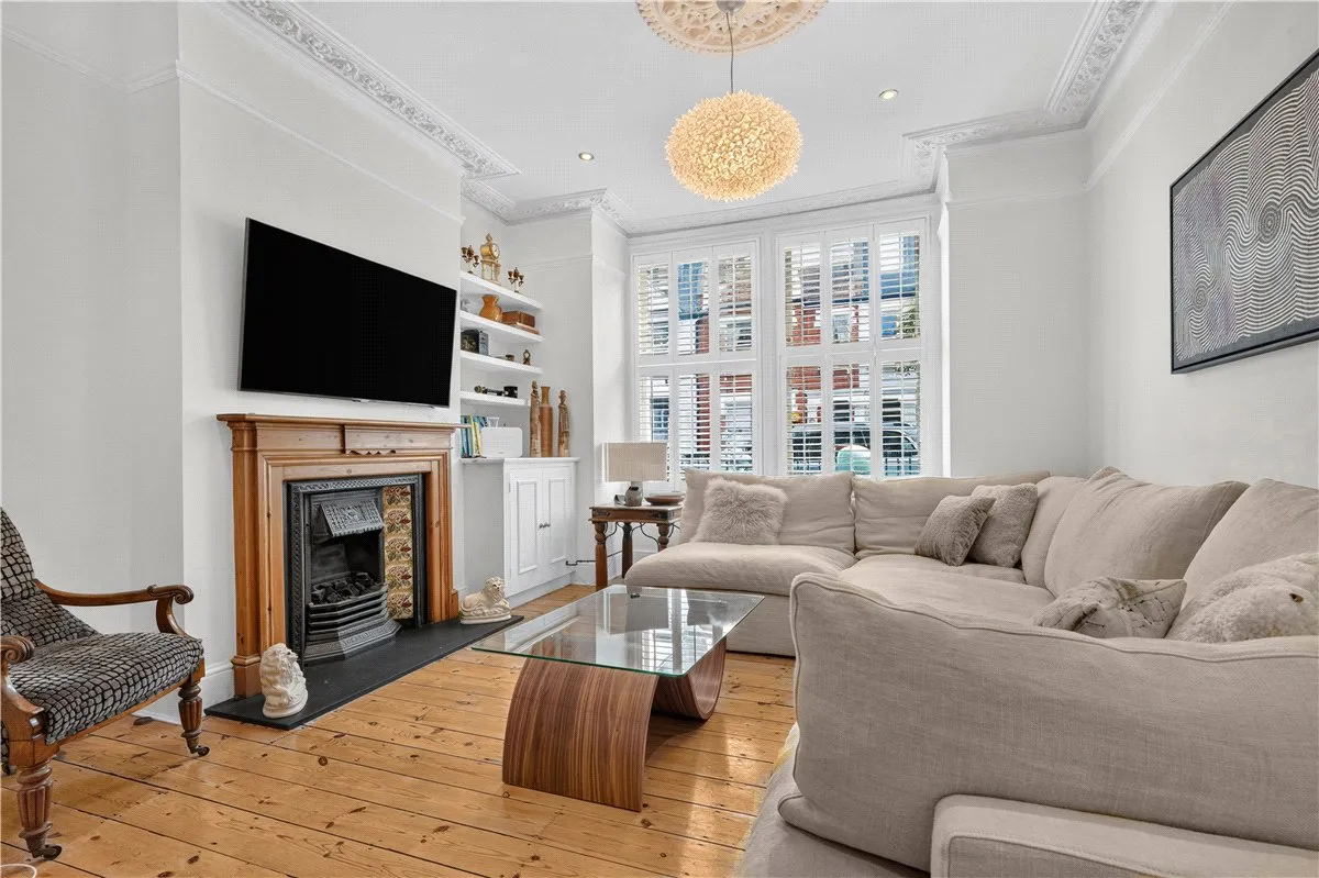 Gowan Avenue, London, SW6, photo 2