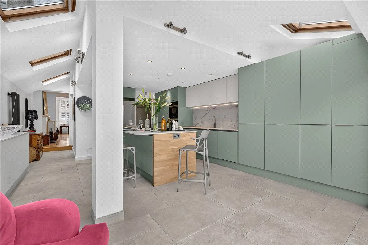 Gowan Avenue, London, SW6, photo 19