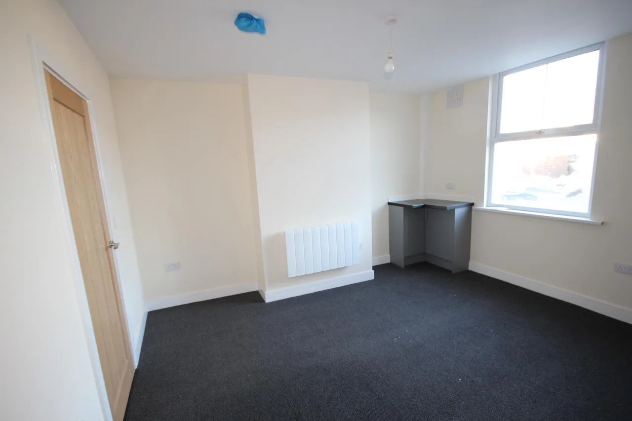Balfour Street, Burton upon Trent, DE13, photo 3