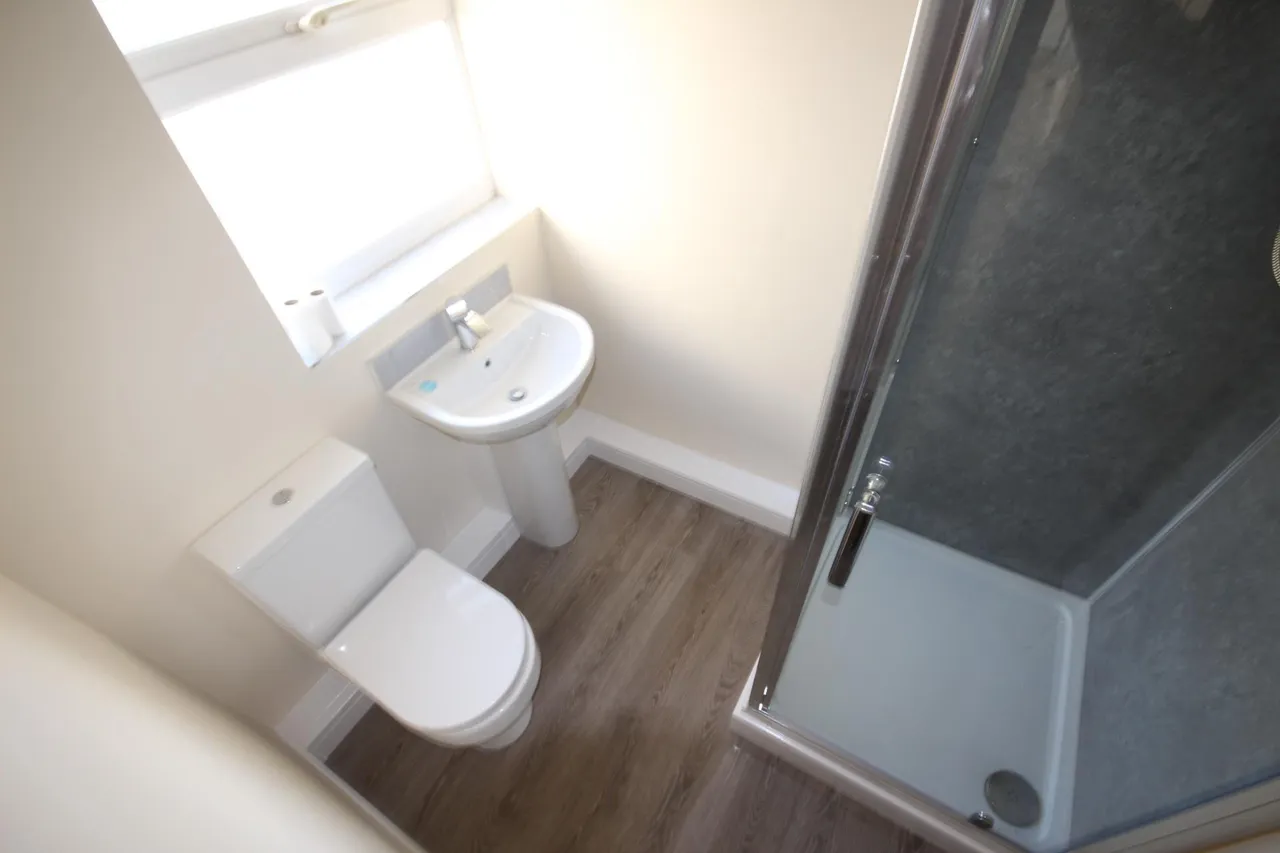 Balfour Street, Burton upon Trent, DE13, photo 5